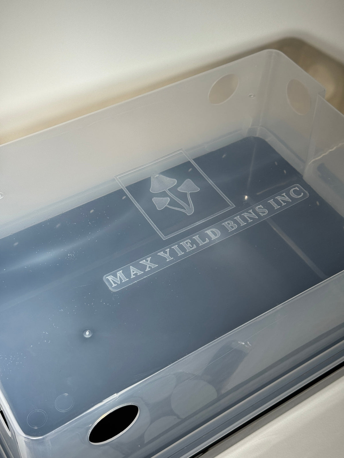 Max Yield Bin LARGE 66Q Mushroom Monotub Fruiting Chamber with Filter Disks and Liner - Image 3